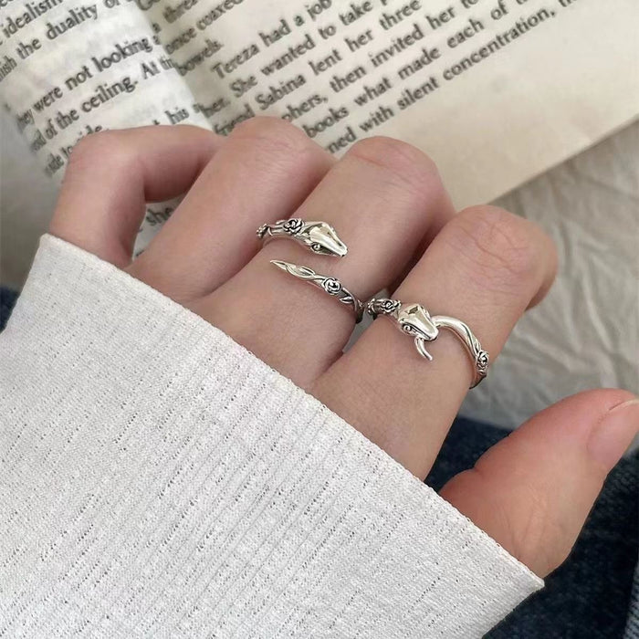 Wholesale Vintage high-end handmade personalized snake shaped ring