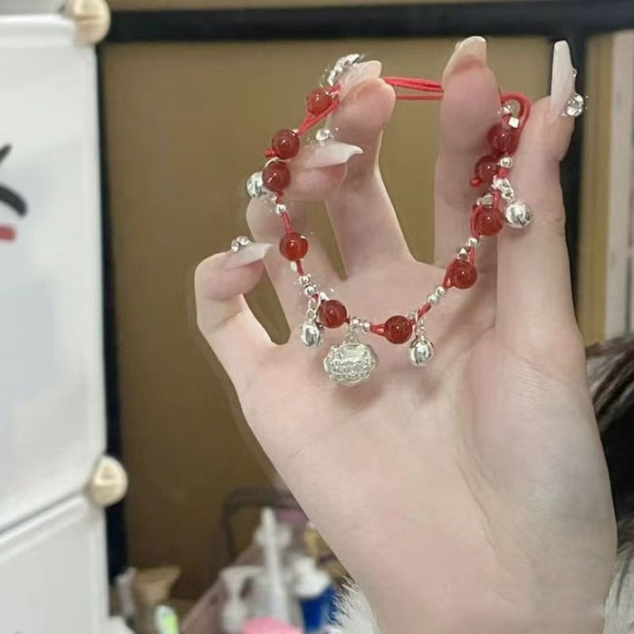 Wholesale The pages of the story are the same.