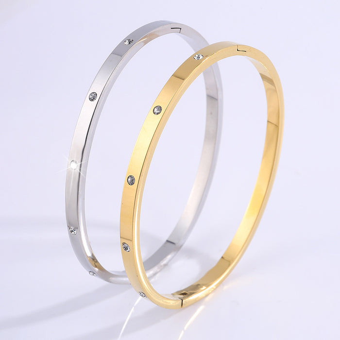Wholesale Titanium steel bracelet with high-end fashion, light luxury, exquisite and non fading accessories, stainless steel diamond inlaid bracelet