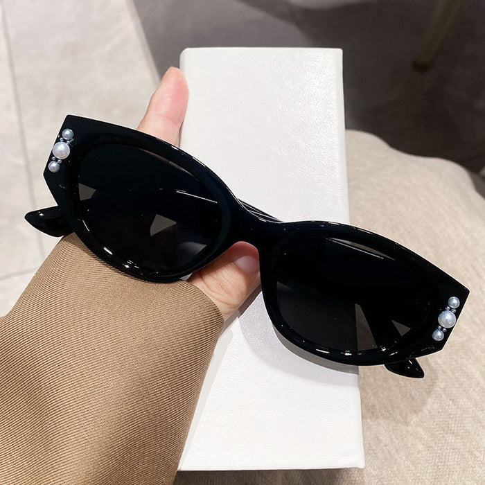 Wholesale New cat eye sunglasses with a high-end and elegant feel, pearl style sunglasses with UV protection