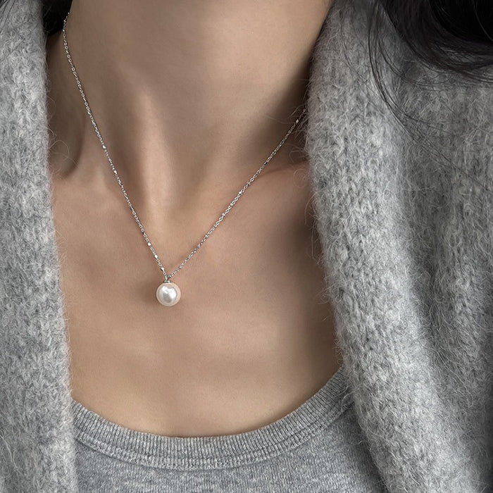 Wholesale Pearl necklace, women's minimalist temperament, collarbone chain, light luxury, niche high-end feel