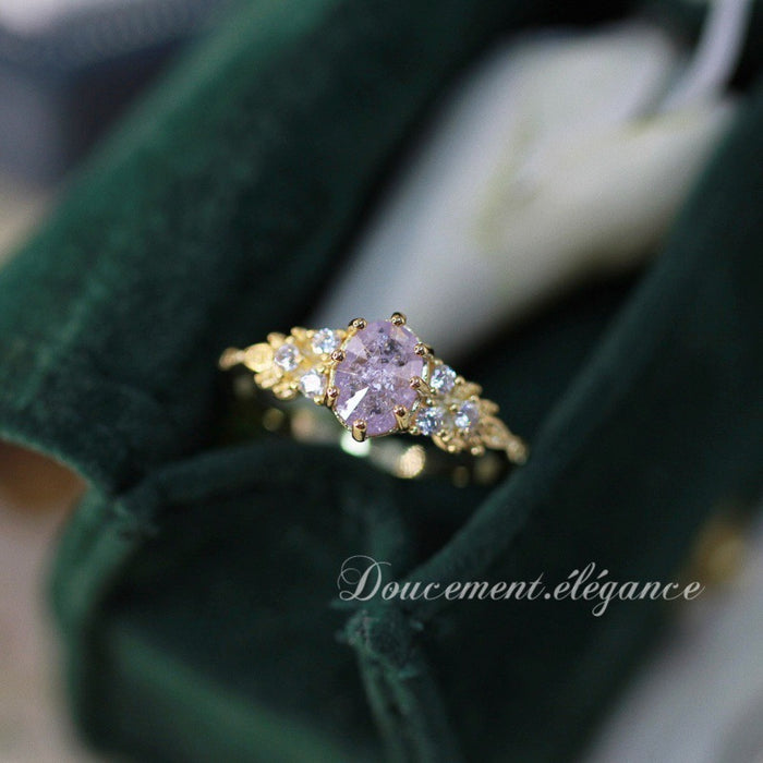 Wholesale Light luxury gold-plated exquisite retro niche fashion ring