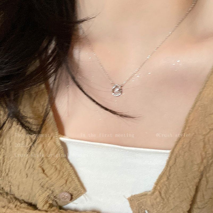 Wholesale Circular rhinestone necklace, simple, high-end, versatile accessory, light luxury, niche design, collarbone chain