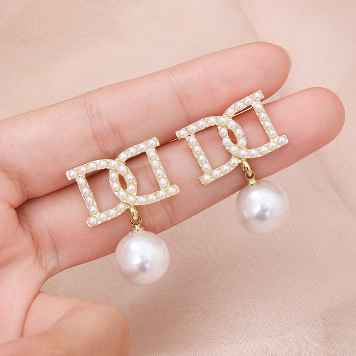 Wholesale Letter Double D Pearl Earrings Women's  Ear Stud Earrings