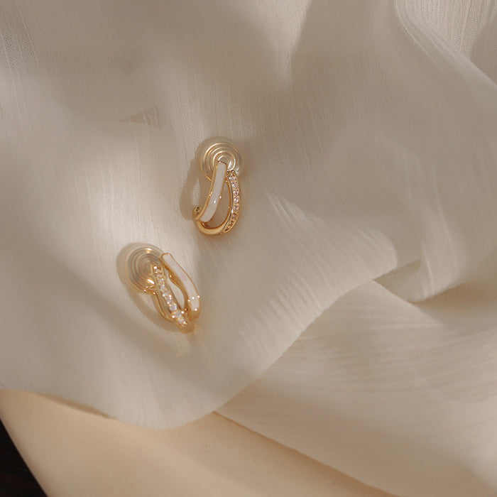 Wholesale Ear clip double-layer earrings with a cool and elegant style, earrings without ear holes, women's light luxury