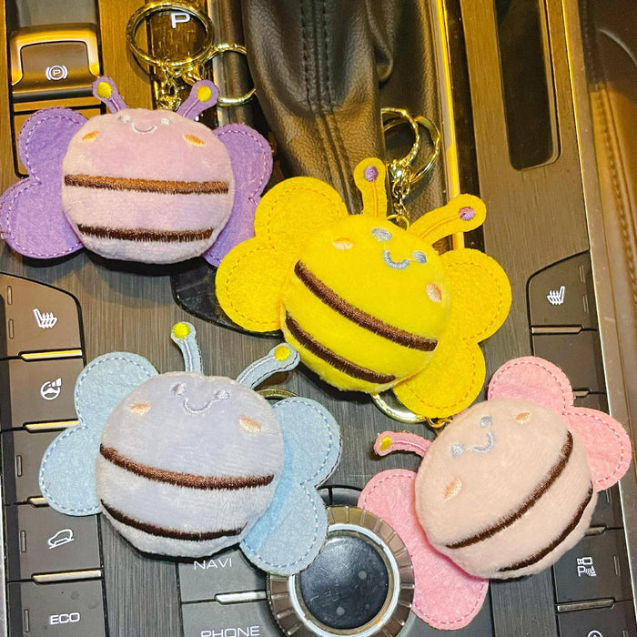 Wholesale Cartoon plush doll keychain cute bee key doll pendant clothing bag accessories
