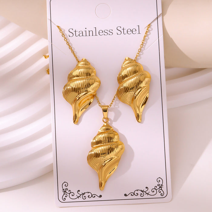 Wholesale RetroEarrings Necklace Stainless Steel Gold-Plated Jewelry