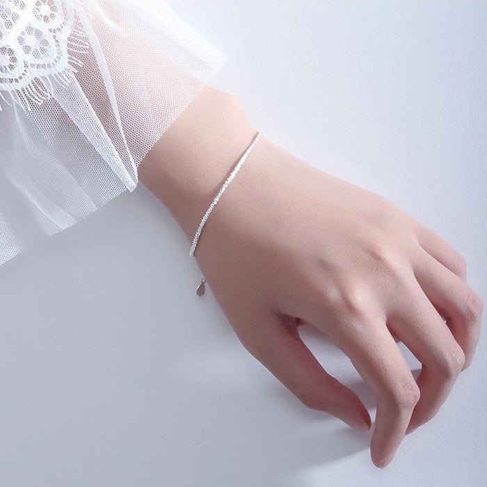 Wholesale Bracelet with minimalist and niche design, wholesale of hand accessories