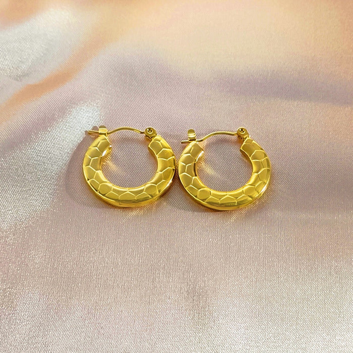 Wholesale irregular geometric ear buckle