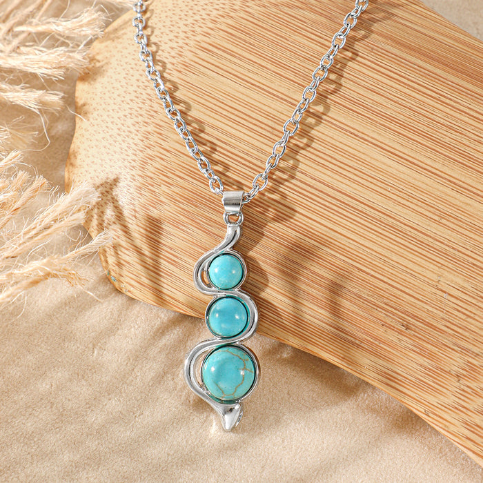 Wholesale Bohemian Love Heart Pendant Necklace Vintage Ethnic Style Fashion Accessory MOQ≥2