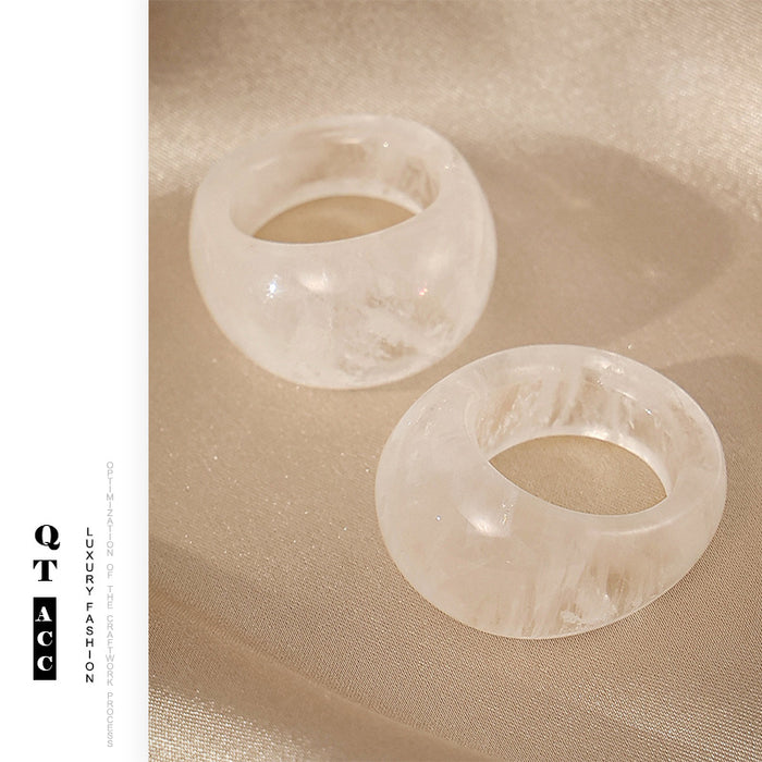 Wholesale Fashionable simple style light luxury white jade crystal geometric circle design ring for women