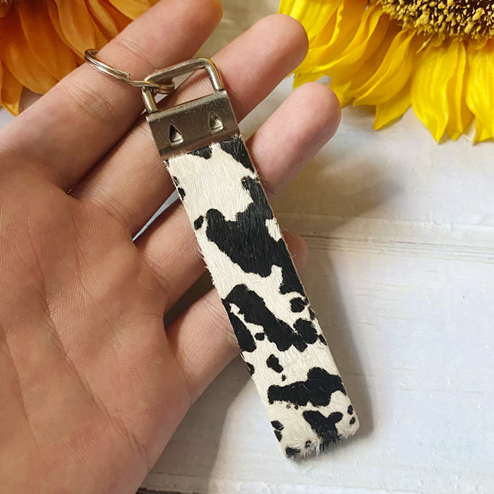 Wholesale Vintage Cow Leopard Print Leather Keychain Trendy Bag Charm