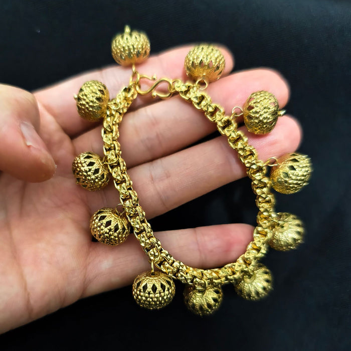 Wholesale Thick Chain Stainless Steel New Square Pearl Embossed Bracelet Multi Element Light Luxury Fashion Bracelet