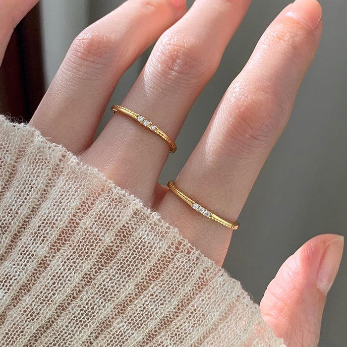 Wholesale Copper plated fine sparkling zircon ring for women, versatile for daily use, index finger ring and bracelet