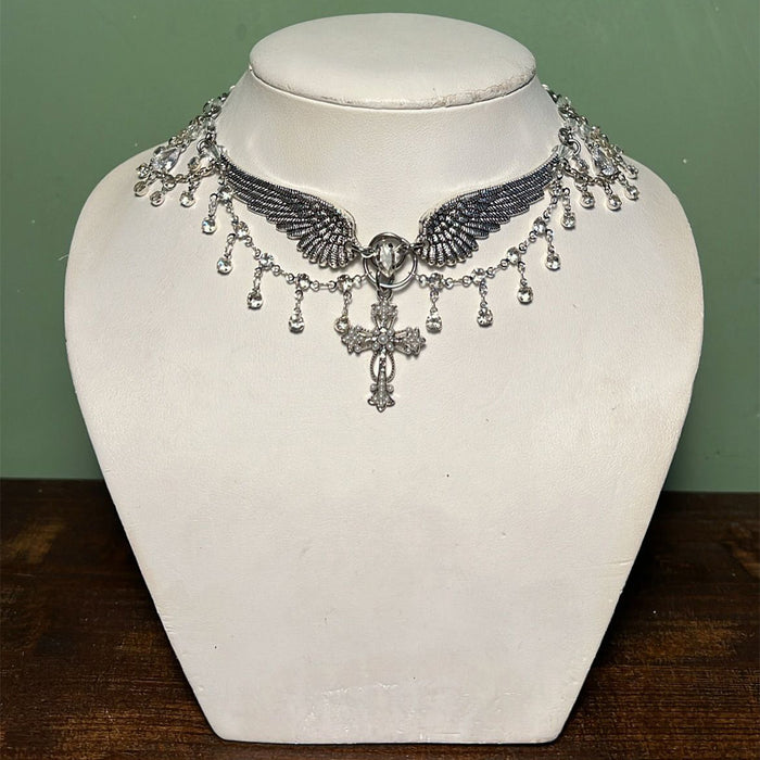 Wholesale Dark Heavy Industry Gothic Cross Necklace Vampire Bat Halloween Necklace