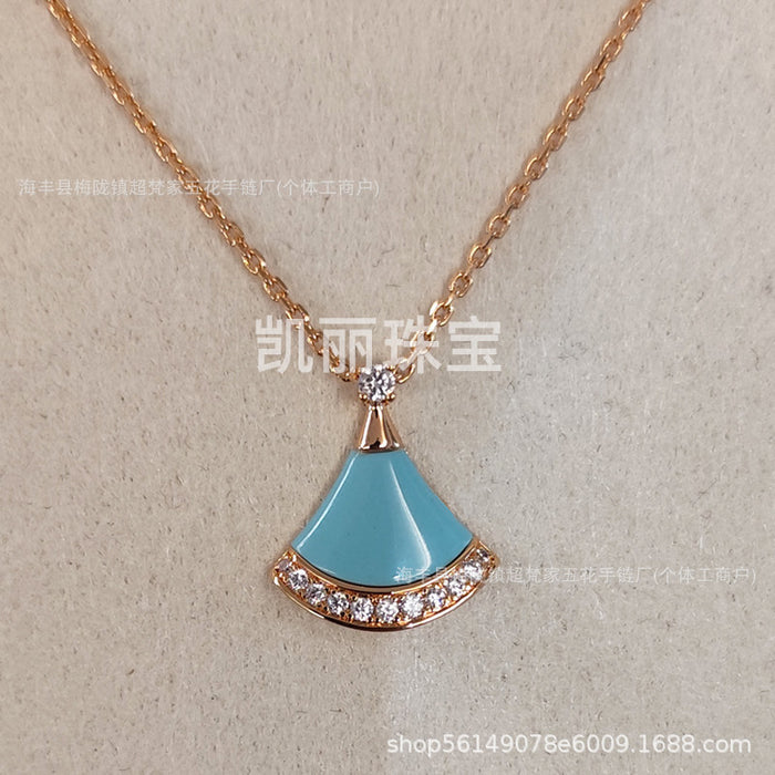 Wholesale Gold Plated Fan Necklace Copper Alloy Jewelry Accessory