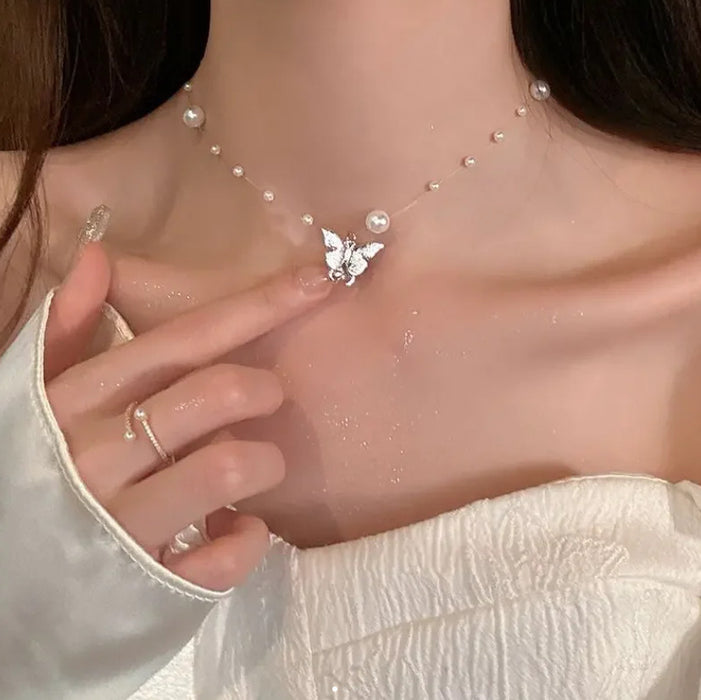 Wholesale Pearl butterfly necklace for women, light luxury, niche design, high-end collarbone chain, new necklace