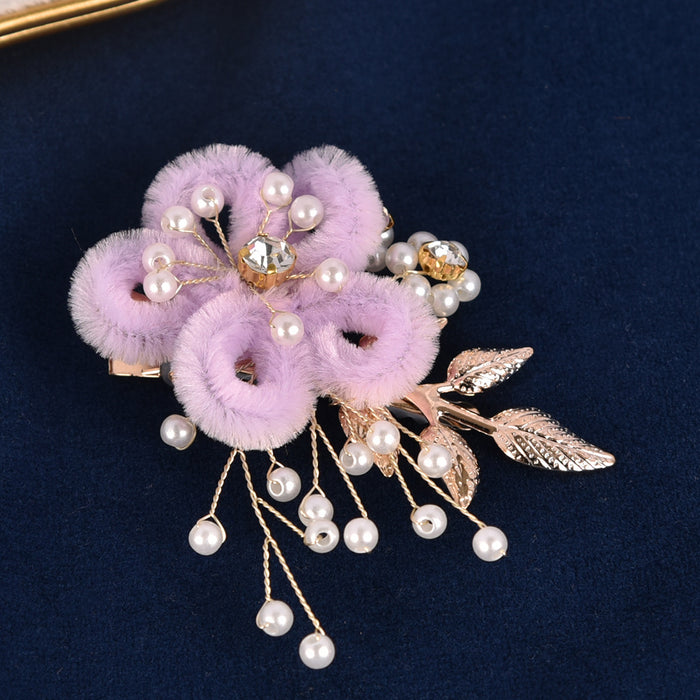Wholesale Original handmade flower pearl leaf hair clip, multi-color plush duckbill clip