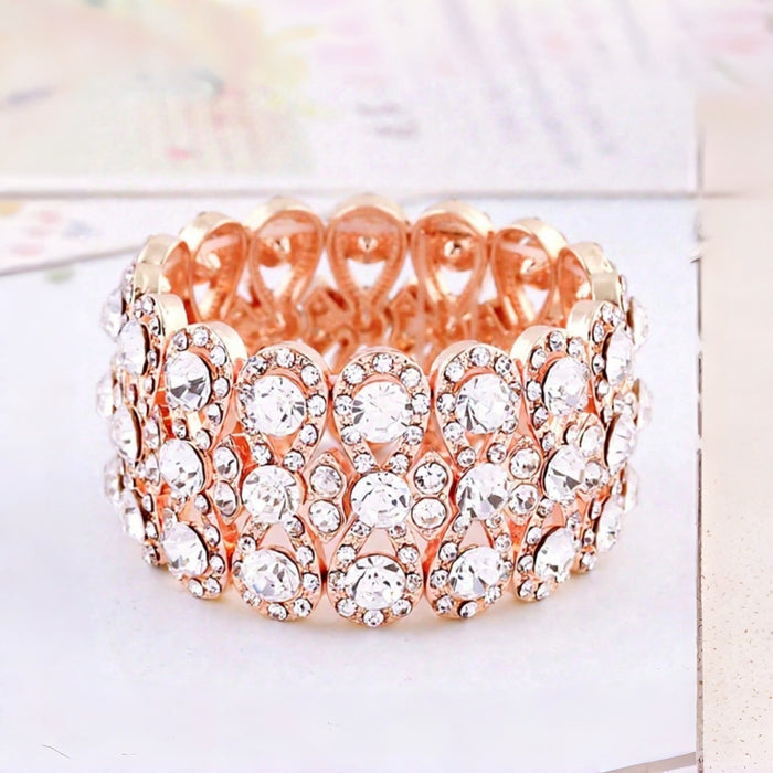 Wholesale Fashion Rhinestone Figure Eight Stretch Bracelet White Crystal Jewelry Accessory For Everyday Wear
