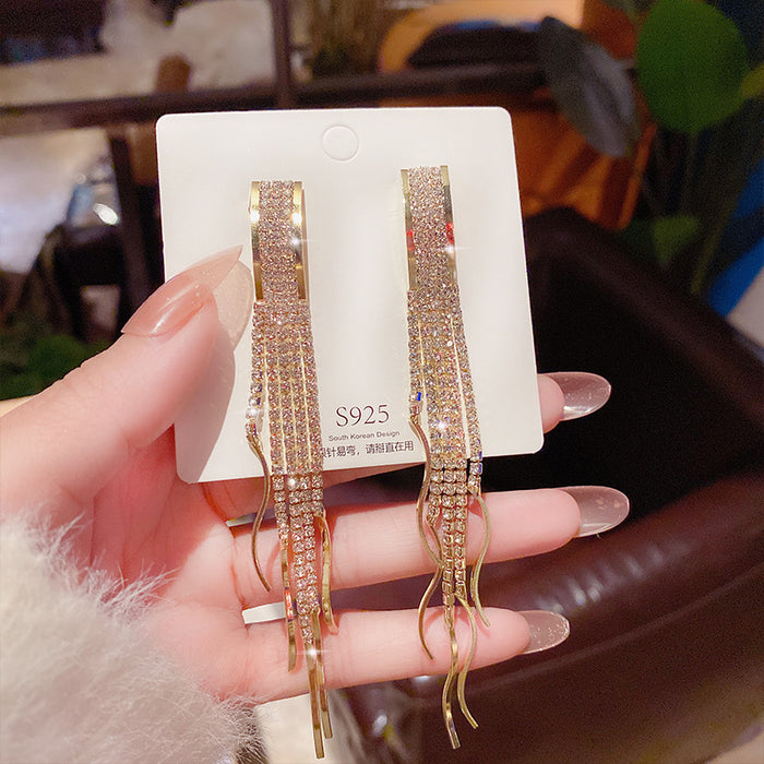 Wholesale Diamond studded earrings, fashionable and high-end wholesale temperament, tassel earrings, exaggerated