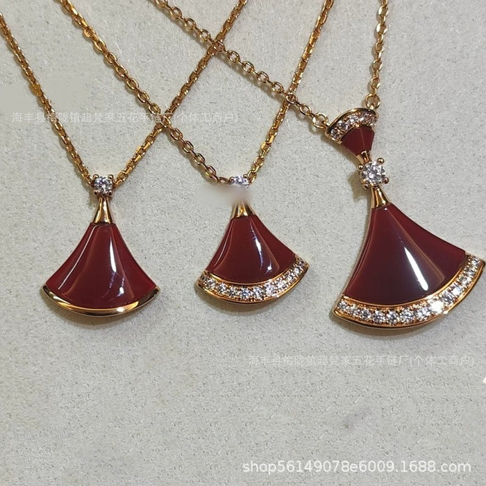 Wholesale Gold Plated Fan Necklace Copper Alloy Jewelry Accessory