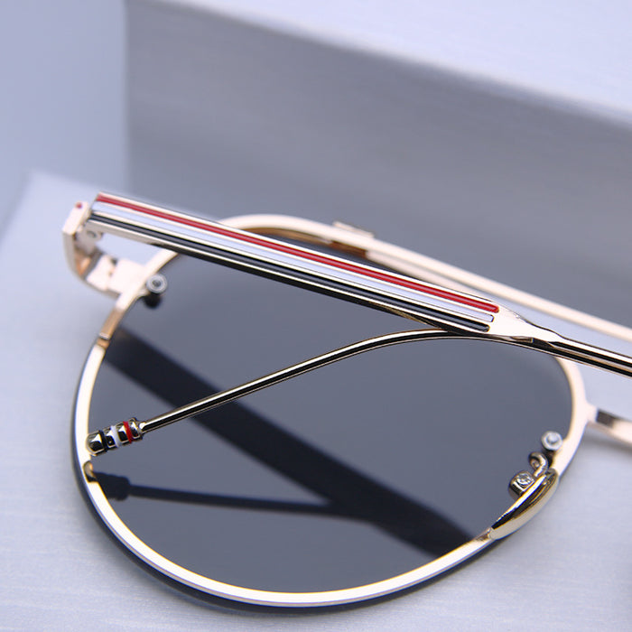 Wholesale High definition frameless sunglasses, trendy and fashionable sunglasses, UV resistant and strong light resistant glasses