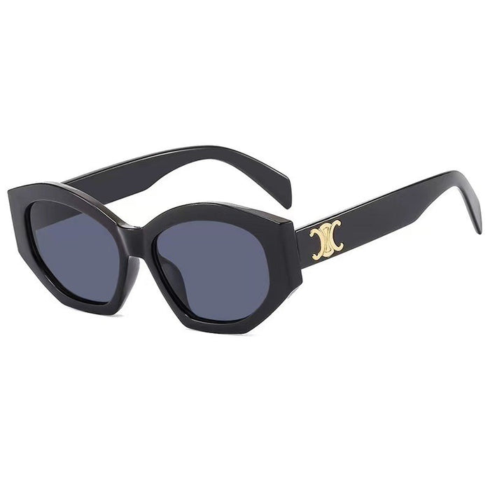 Wholesale New sunglasses with black cat eyes, high-end and UV resistant fashion, suitable for taking photos