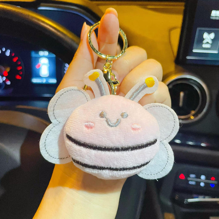Wholesale Cartoon plush doll keychain cute bee key doll pendant clothing bag accessories