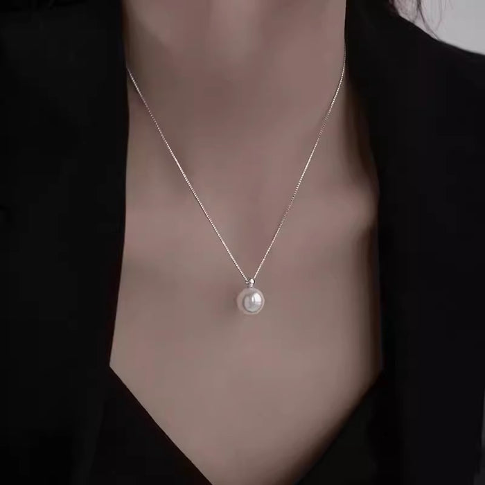 Wholesale Silver pearl pendant necklace, women's new style temperament, collarbone chain, high-end feeling, light luxury, niche necklace accessories
