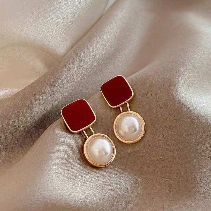 Wholesale Square blue drop oil pearl earrings are fashionable, high-end, elegant, geometric earrings are fashionable and atmospheric