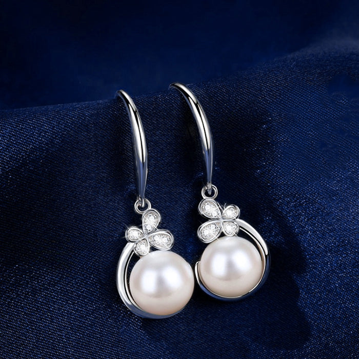 Wholesale Specially designed butterfly necklace versatile high-end earrings pearl earrings pearl necklace jewelry set