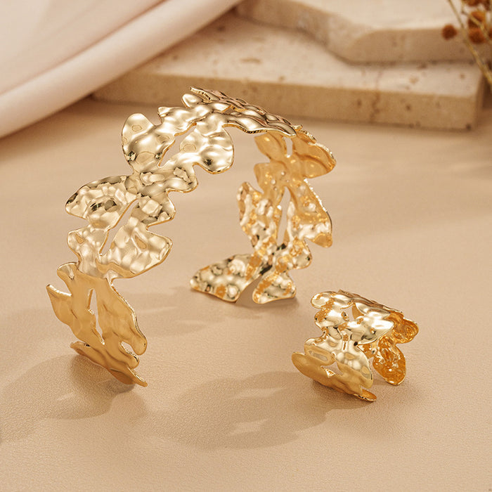 Wholesale 2-piece Bracelet Ring Set Irregular Hollow Leaf Geometric Metal Fashion Foreign Trade Jewelry Accessories