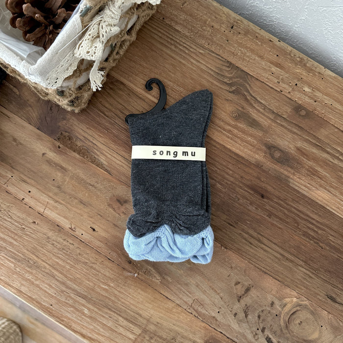 Wholesale Socks with contrasting colors, double-layer socks, cotton lace socks, mid tube socks