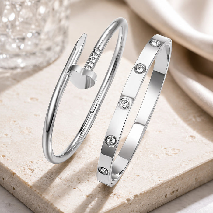 Wholesale Stylish Rhinestone Titanium Steel Bangle Bracelet 18K Gold Plated Chic Everyday Jewelry Accessory