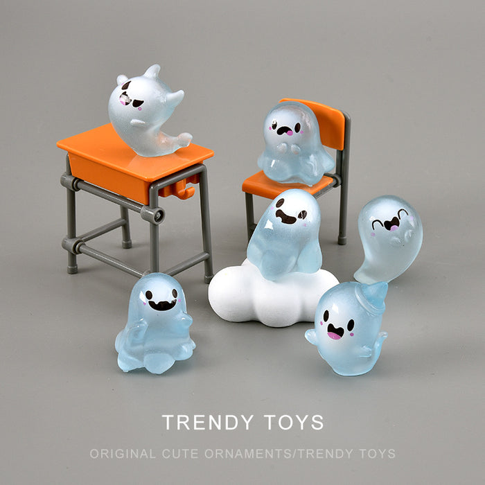 Wholesale Resin Glow-in-the-Dark Ghost Cartoon Keychain Desk Decoration Birthday Gift MOQ≥3