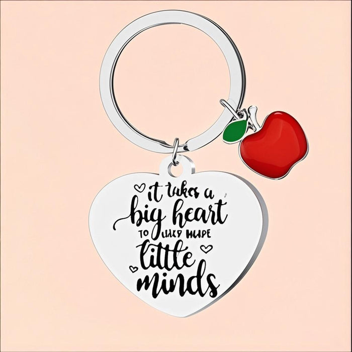 Wholesale Stainless steel small apple-shaped accessory heart-shaped keychains