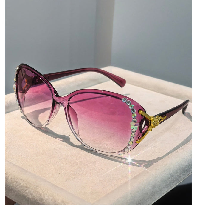 Wholesale Diamond studded sunglasses, UV resistant, personalized and fashionable sunglasses