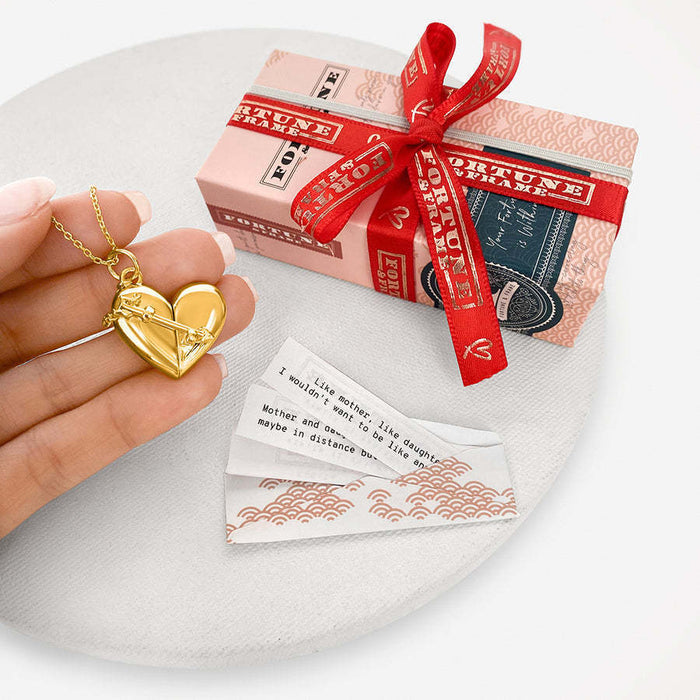 Wholesale Openable heart-shaped locket necklace