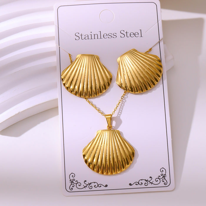 Wholesale RetroEarrings Necklace Stainless Steel Gold-Plated Jewelry