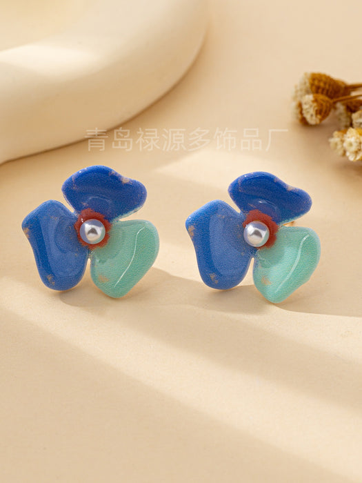 Wholesale Pearl flower earrings with temperament earrings