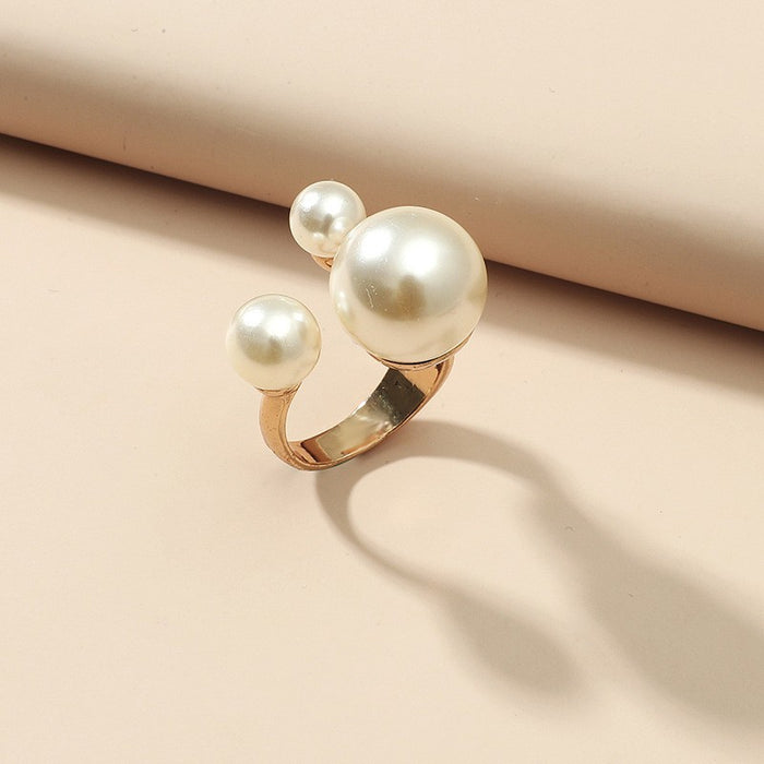Wholesale Fashionable imitation pearl ring, simple and trendy