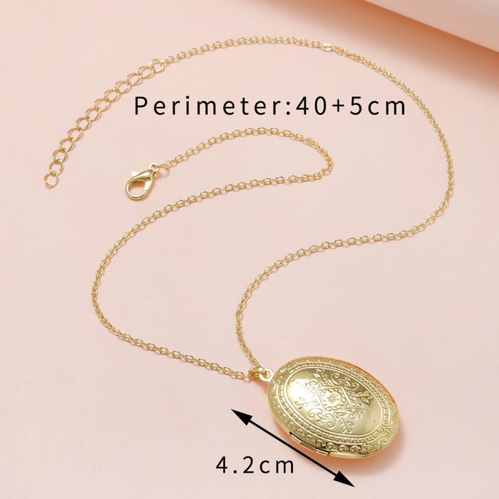 Wholesale best selling new explosions retro openable pendant phase box necklace spot