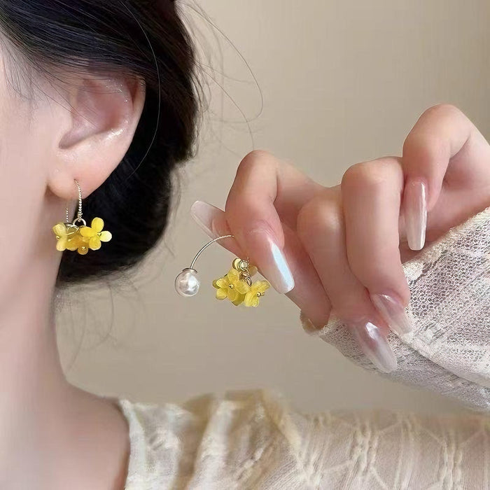 Wholesale Osmanthus pearl earrings with temperament, earrings with niche design, and ear accessories