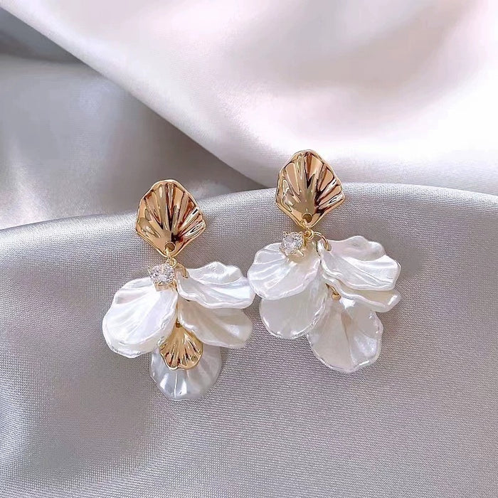 Wholesale Flower Tassel Zircon Earrings Copper Fashion Accessory MOQ≥2