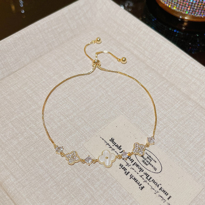 Wholesale Women's Sweet Zircon Bracelet