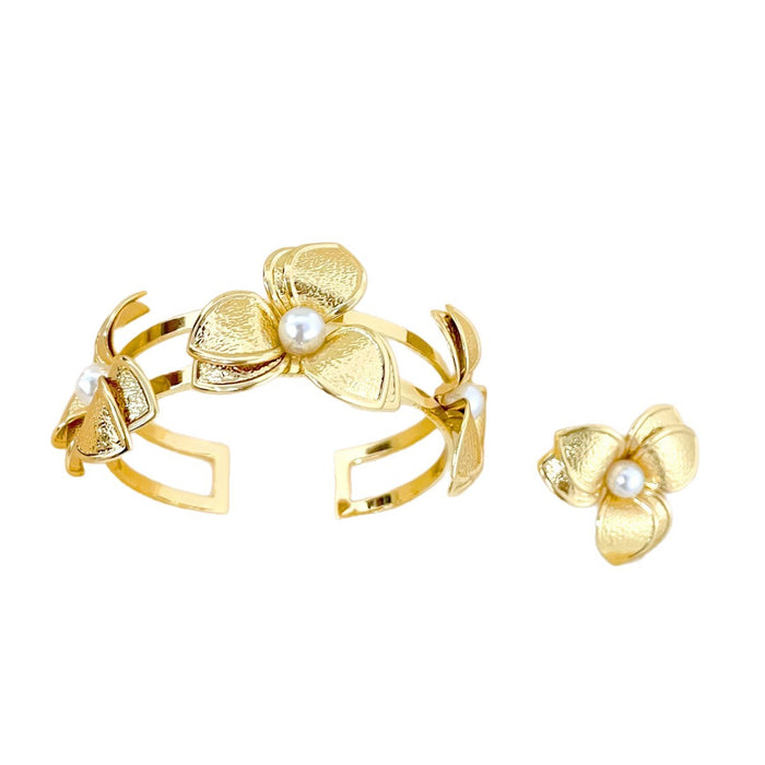 Wholesale Fashion bracelet niche irregular open alloy bangle and ring set