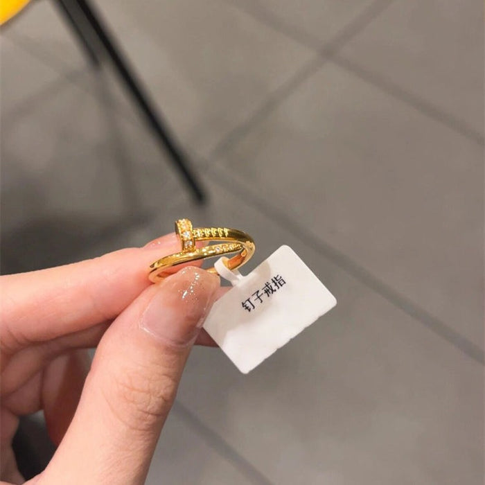 Wholesale High end diamond inlaid ring, personalized and versatile ring, light luxury and niche design sense