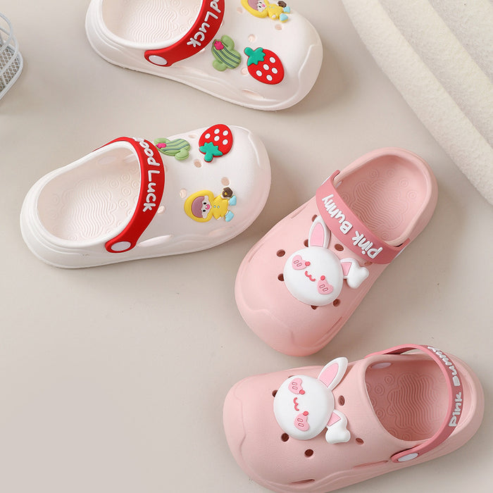 Wholesale Bear closed toe anti-collision children's slippers indoor non-slip cartoon baby beach hole shoes