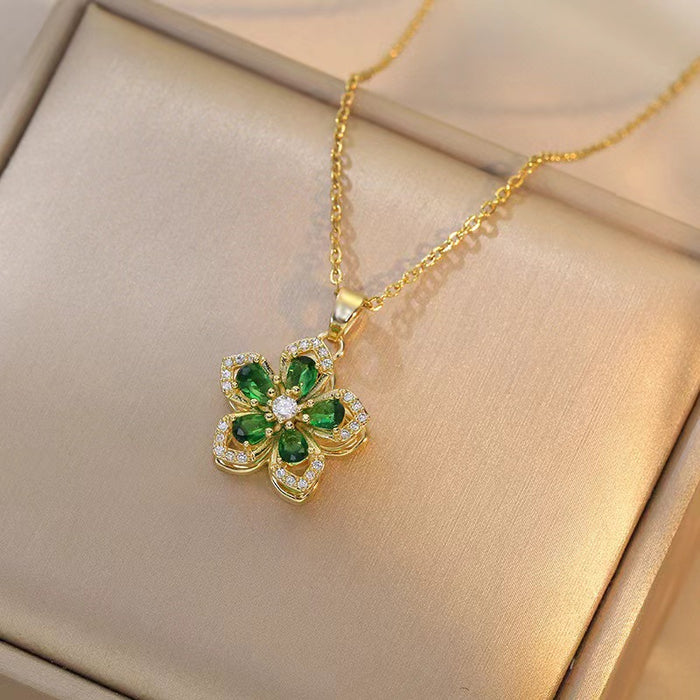 Wholesale Rotatable Zircon Flower Necklace Niche Pendant Elegant Titanium Steel Clavicle Chain