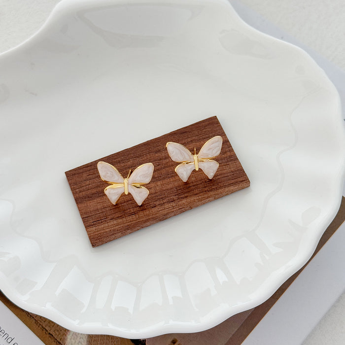 Wholesale Butterfly earrings exude a luxurious and fashionable vibe, with versatile earrings and delicate butterflies